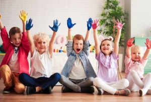 بازی های پیشنهادی برای کودکان زیر 5 سال